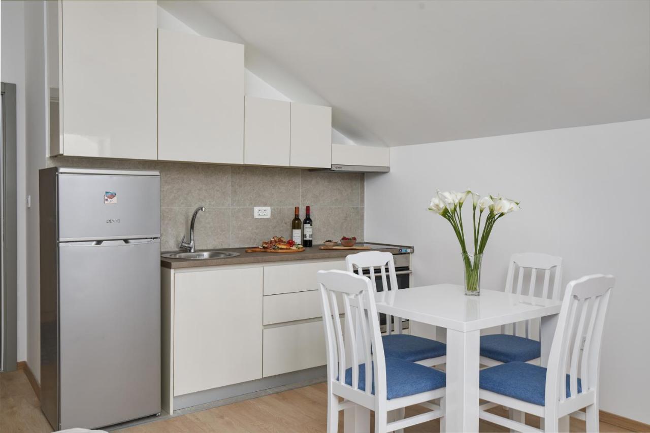 Peaceful Sunhill Apartments Котор Экстерьер фото