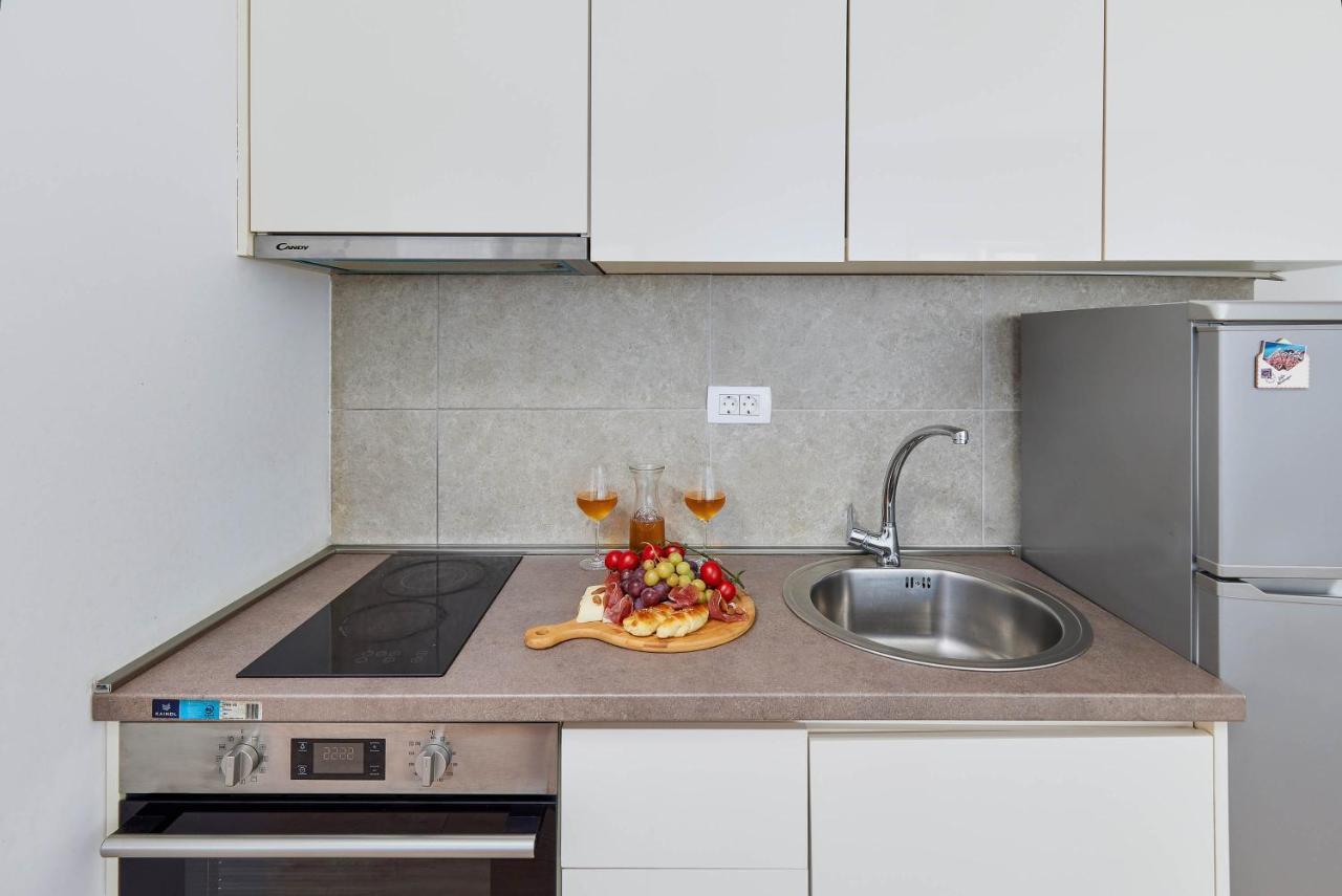 Peaceful Sunhill Apartments Котор Экстерьер фото